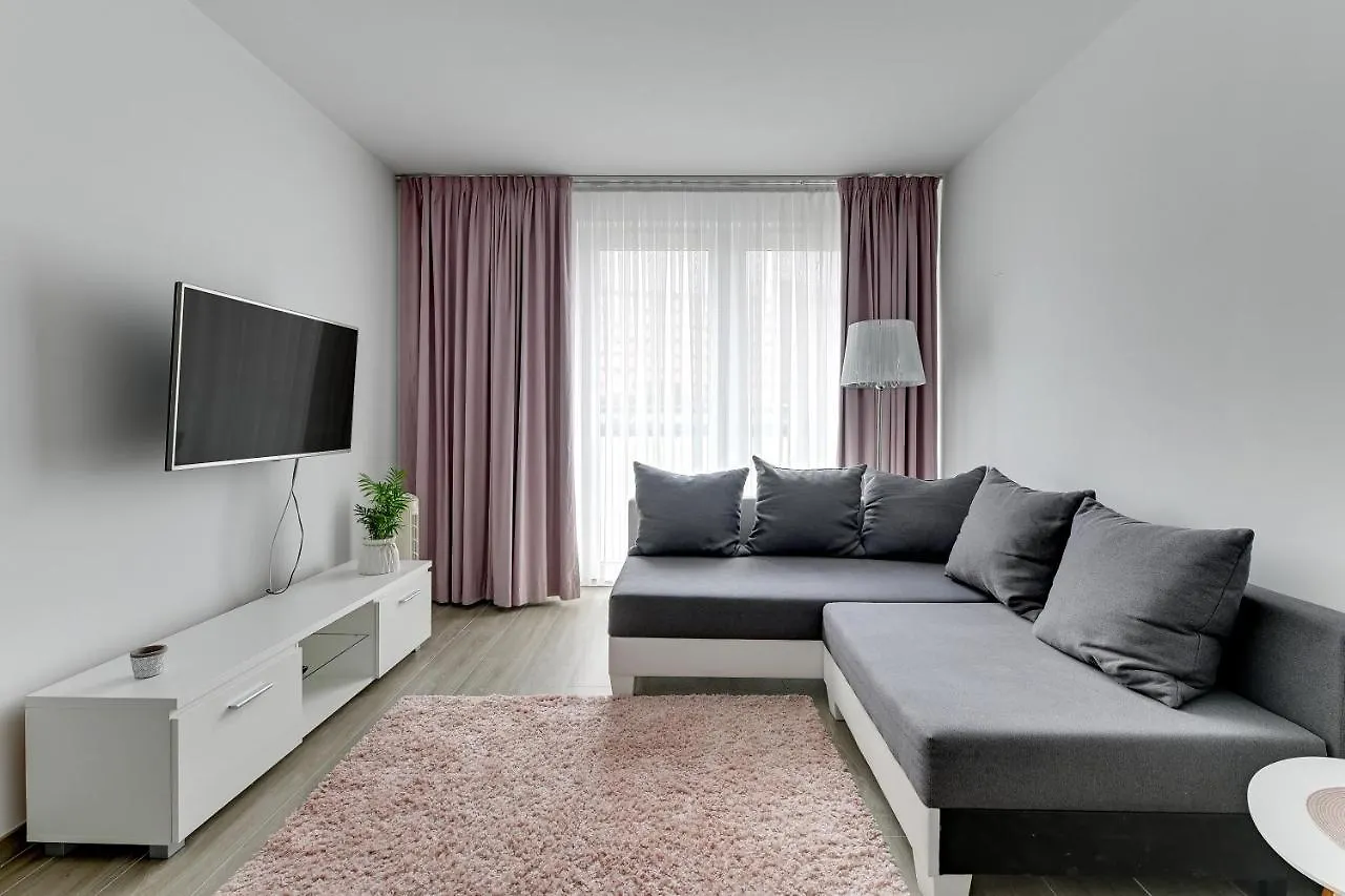 4 Oceany By Grand Apartments 格但斯克